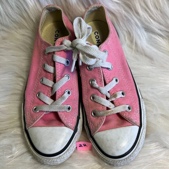 Pink Converse All Stars Kids Size 13 Pre Owned - Picture 2 of 5